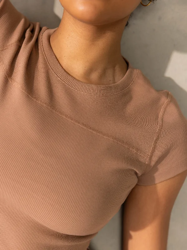 Empower Rib Tee - Mocha