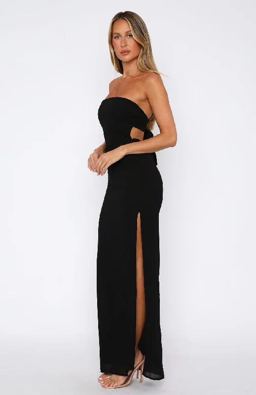 Leave You Alone Maxi Dress Black