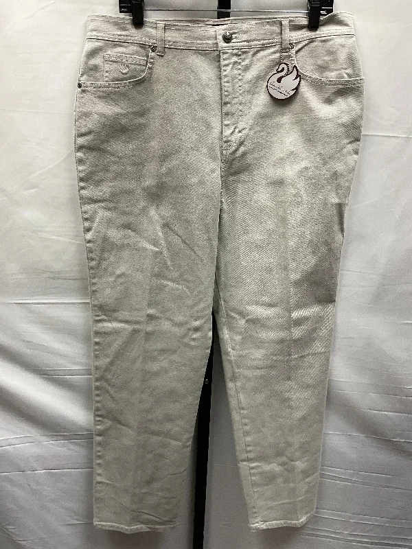 Grey Denim Jeans Straight Gloria Vanderbilt, Size 16