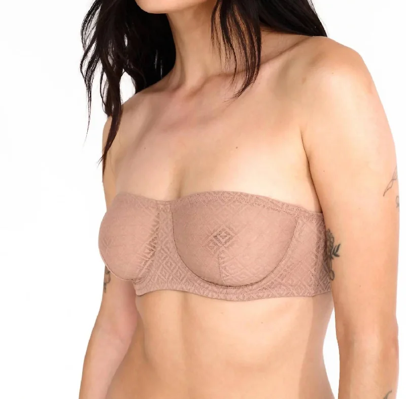 Betty Underwire Strapless Bra In Bronze