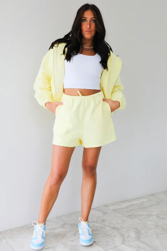 Signature Look Three Piece Set: Light Yellow