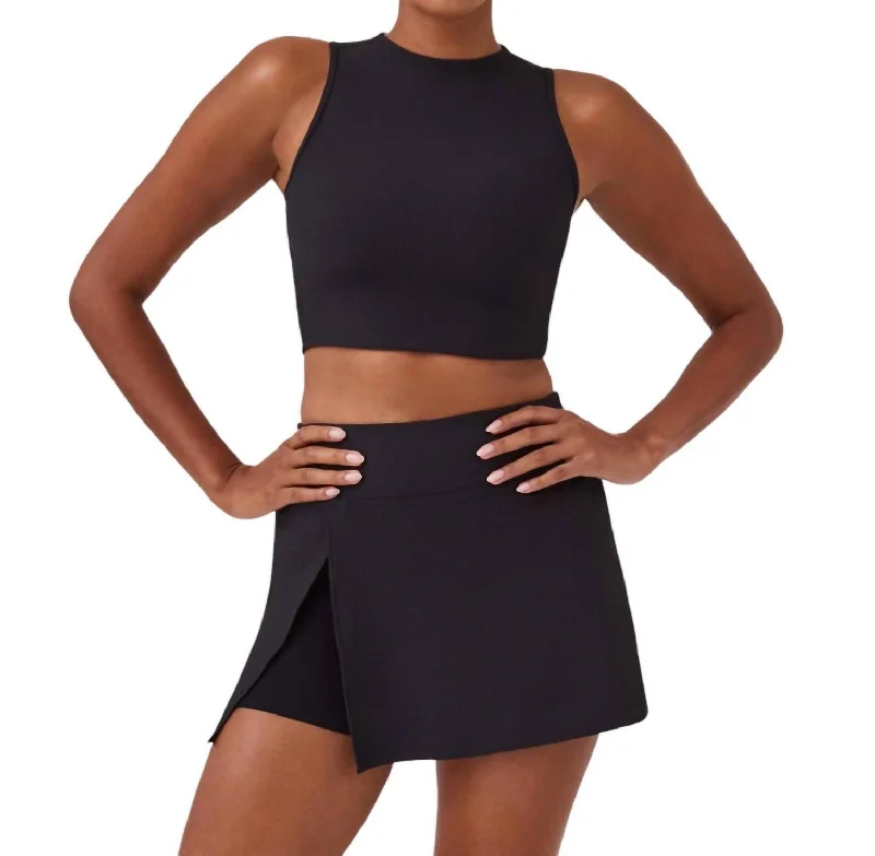 Contour Rib Mock Neck Crop Top In Very Black