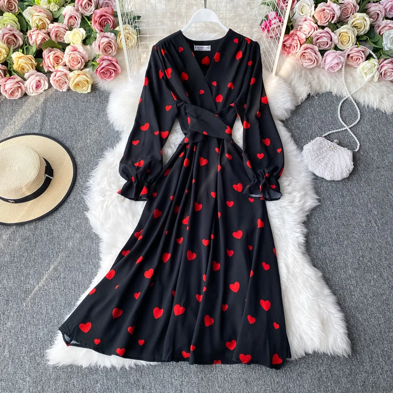 Casual V Neck Heart Print Midi Dress