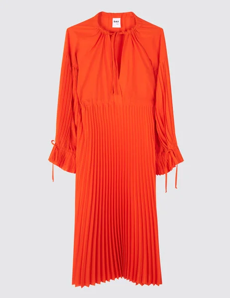 DAY Birger et Mikkelson Leighton Solid Plissé Dress - Flame