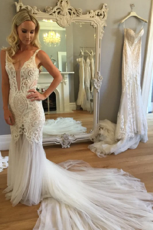 Mermaid Deep V-Neck Sleeveless Lace Tulle Beach Wedding Dresses