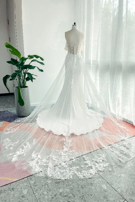 Trumpet-Mermaid Court Train Lace Stretch Satin Wedding Dress CW3139